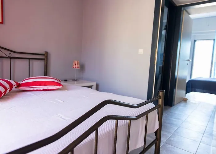 Hanioti Home Hébergement de vacances *